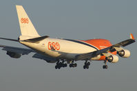 OO-THA @ VIE - TNT Airways Boeing 747-400 - by Thomas Ramgraber-VAP
