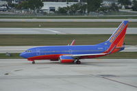 N251WN @ KFLL - Boeing 737-700 - by Mark Pasqualino