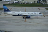 N524JB @ KFLL - Airbus A320