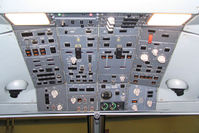 OE-LFL @ VIE - special/hangar photos: Fokker 70 - by Juergen Postl