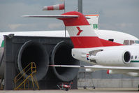 OE-LFR @ VIE - Fokker70