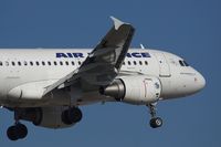 F-GUGO @ LOWW - Air France A318-111 - by Delta Kilo
