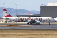 OE-LBC @ VIE - Airbus Industries A321-111
