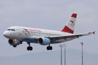 OE-LDG @ VIE - Airbus Industries A319-112