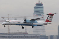 OE-LGI @ VIE - Dash8-400
