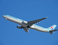 HL7701 @ RJCC - A330-323X/Korean Air/Chitose