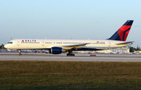 N696DL @ MIA - Delta B757 in new Tail colours