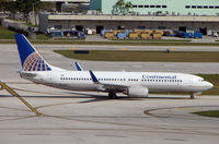 N37298 @ FLL - Continental Airlines B737 taxies in at FLL in Feb 2008 - by Terry Fletcher
