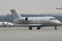 OE-INI @ VIE - Vista Jet Canadair CL600 Challenger - by Thomas Ramgraber-VAP