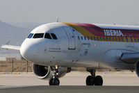 EC-HDP @ LEBL - Parque de Cabacerno (Cabacerno Park) - by Jorge Molina