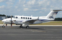 N1MU @ DED - Beech 200 at Deland , Florida - by Terry Fletcher