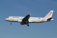 TS-IML @ EBBR - arrival of Gafsa el Ksar to rwy 25L