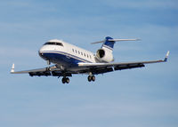 N332FX @ KAPA - Approach to 17L.