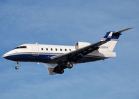 N332FX @ KAPA - Approach to 17L.