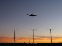 N89HH @ KEZM - N89HH landing at KEZM - by J. Michael Travis