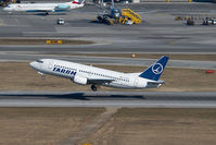 YR-BGA @ VIE - Tarom Boeing 737-300 - by Yakfreak - VAP