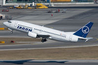 YR-BGA @ VIE - Tarom Boeing 737-300 - by Yakfreak - VAP