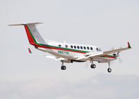 N827HB @ KAPA - Hill Brothers Leasing Co Inc on approach to 35R. - by Bluedharma