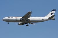 EP-IBC @ VIE - Iran Air A300-600