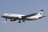 EP-IBC @ VIE - Airbus A300-605R - by Juergen Postl