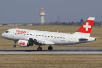 HB-IPT @ VIE - Airbus Industrie A319-112 - by Juergen Postl