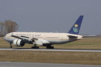 HZ-AKV @ VIE - Boeing 777-268 (ER) - by Juergen Postl