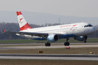 OE-LBT @ VIE - Airbus Industries A320-214 - by Juergen Postl