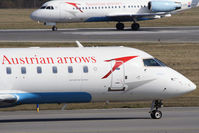 OE-LCP @ VIE - CRJ200 - by Juergen Postl