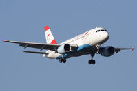 OE-LDA @ VIE - Airbus Industries A319-112 - by Juergen Postl