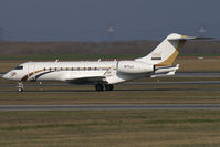 N171JJ @ VIE - MBI International Bombardier Globalexpress - by Thomas Ramgraber-VAP