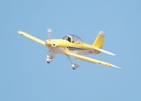 N829DZ @ KAPA - Approach to 17L.