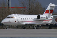 HB-IKS @ VIE - Air Charter Canadair CL600 Challenger - by Thomas Ramgraber-VAP