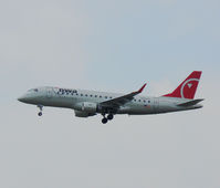 N603CZ @ DFW - Northwest Airlines Landing 18R at DFW