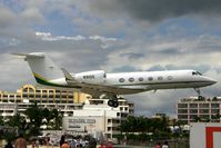 N910S @ SXM - visitor - by Wolfgang Zilske