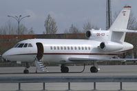 OE-ICF @ VIE - Comtel Air Dassault Falcon 900 - by Thomas Ramgraber-VAP