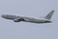 OE-LAZ @ VIE - Austrian Airlines Boeing 767-300 - by Thomas Ramgraber-VAP