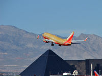 N791SW @ KLAS - Southwest Airlines / 2000 Boeing 737-7H4 - by Brad Campbell
