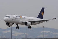 EI-DSD @ VIE - Airbus A320-216