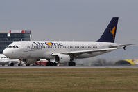 EI-DSD @ VIE - Airbus A320-216