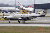 HB-FOW @ VIE - 2001 Pilatus Flugzeugwerke Ag PC-12/45