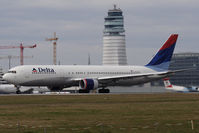 N152DL @ VIE - Boeing 767-3P6