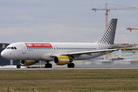 OE-LEV @ VIE - Airbus A320-214 - ex.EC-JRI with Short-lease sticker
