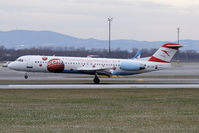 OE-LVK @ VIE - Fokker100