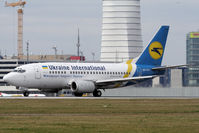 UR-GAT @ VIE - Boeing 737-528