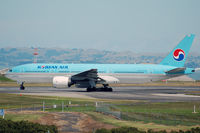 HL7714 @ NZAA - Turning onto the runway - by Micha Lueck