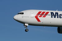 PH-MCI @ EBBR - arrival of Prins Pieter Christiaan - flight MP901 - to rwy 25L