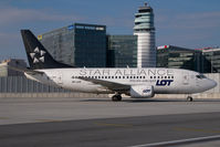 SP-LKE @ VIE - LOT Boeing 737-500 - by Yakfreak - VAP