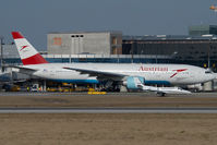 OE-LPC @ VIE - Austrian Airlines Boeing 777-200 - by Yakfreak - VAP