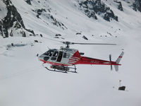 HB-ZCZ - Cabane Panossière Valais - by Matthey-Doret