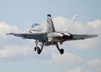 163113 @ KAPA - F/A-18C VFA-204 'River Rattlers' AF/406 on final approach to 17L.